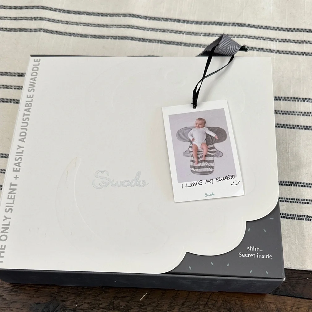 Swado Gray and White Striped swaddle Bag sz small